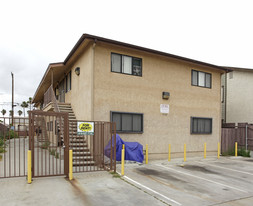 4560 Altadena Ave Apartments