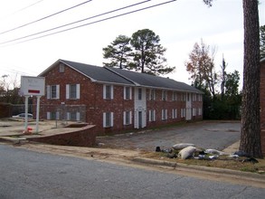 Ticknor Place in Columbus, GA - Building Photo - Building Photo