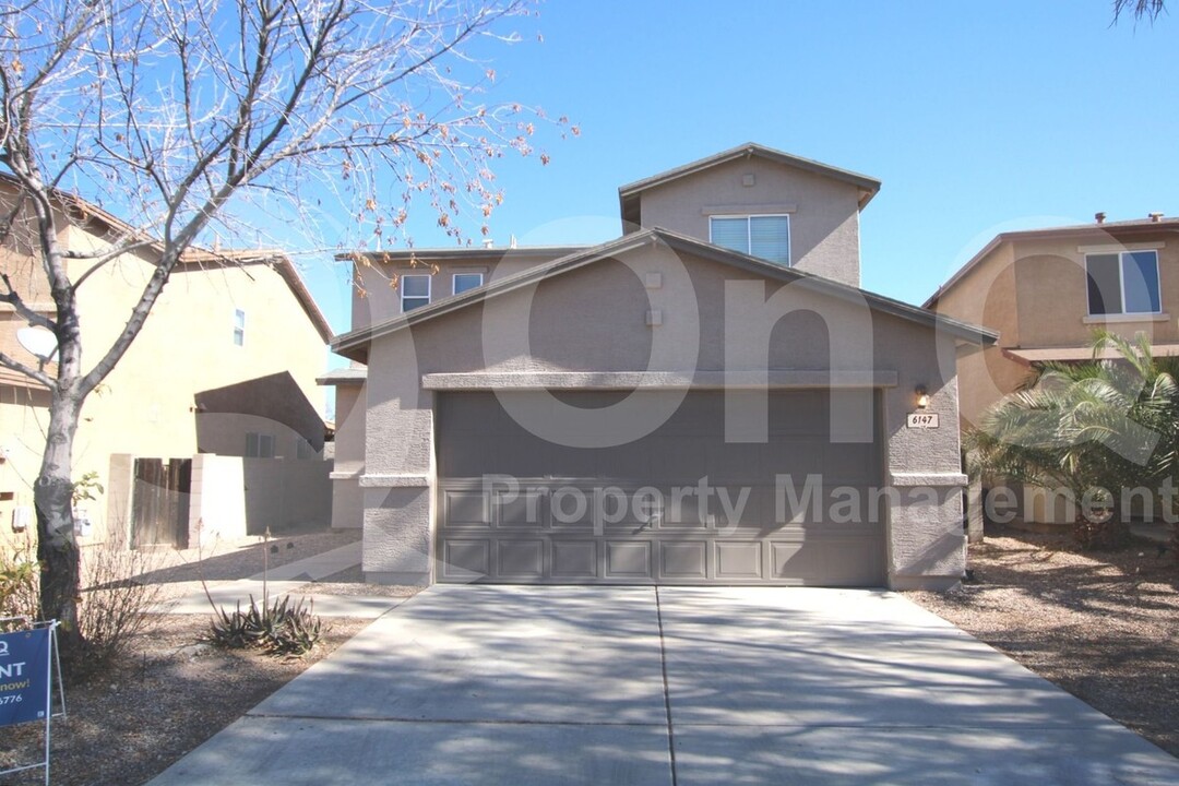6147 S Earp Wash Ln in Tucson, AZ - Building Photo