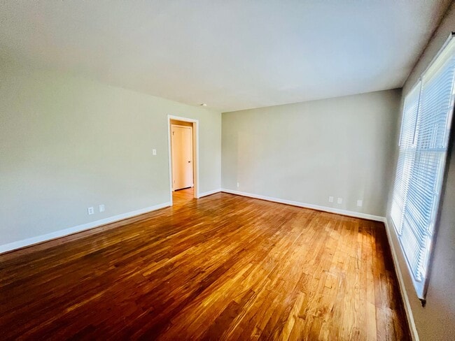 3821 Rosehaven Dr in Charlotte, NC - Building Photo - Building Photo