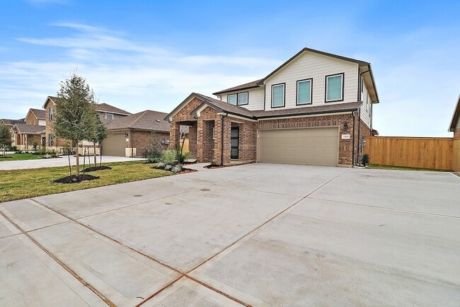 12039 Meandering Strm Dr in Baytown, TX - Building Photo - Building Photo