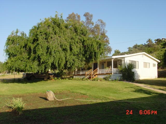 property at 1357 S Magnolia Ave