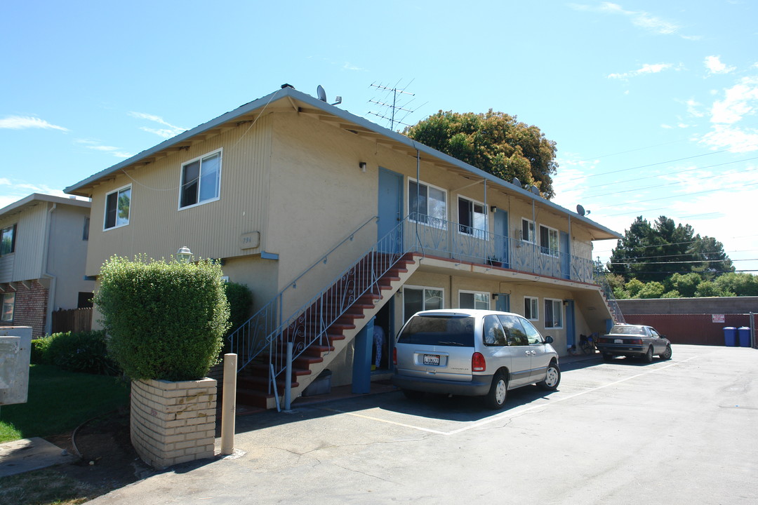 794 Deland Ave in San Jose, CA - Foto de edificio