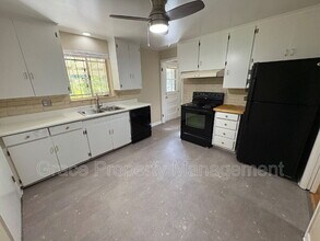 520 S Otis St in Lakewood, CO - Building Photo - Building Photo