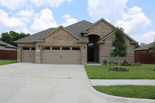 2510 Clayton St in Glenn Heights, TX - Building Photo