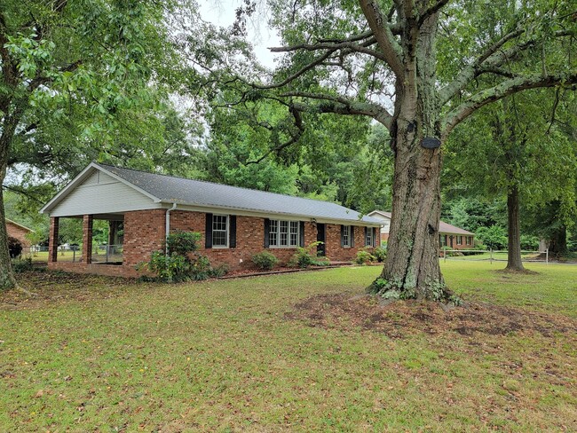 135 Franklin Ave in Spartanburg, SC - Foto de edificio - Building Photo