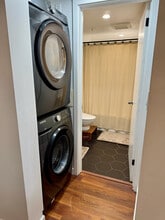 828 Innes Ave in San Francisco, CA - Foto de edificio - Building Photo