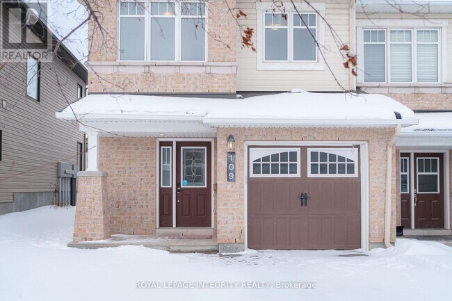 109 Calvington Ave in Ottawa, ON - Building Photo - Building Photo