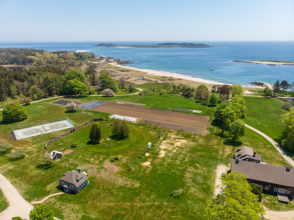 7 Ram Island Farm Rd in Cape Elizabeth, ME - Foto de edificio