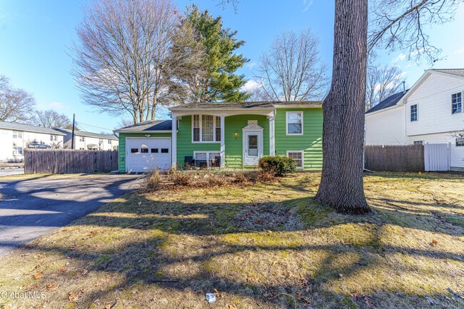 property at 51 Vanderbilt Ave