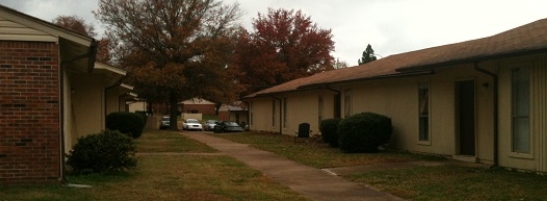 Brookfield Apartments in Paris, TN - Building Photo