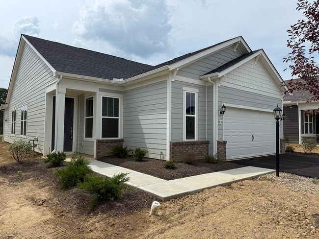 6650 Preserve Dr in Lewis Center, OH - Building Photo - Building Photo