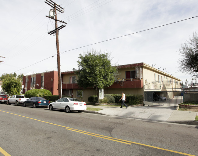 Commonwealth Manor in Los Angeles, CA - Building Photo - Building Photo