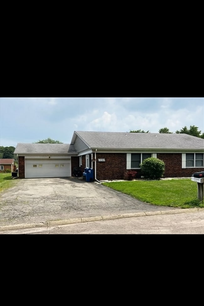 property at 2010 Country Jct