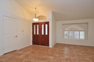 5709 E Gelding Dr in Scottsdale, AZ - Building Photo - Building Photo