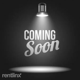 481 NE 194th Terrace in Miami, FL - Foto de edificio - Building Photo