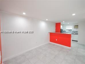 1351 NW 45th St in Miami, FL - Building Photo - Building Photo