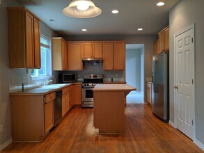 11442 179th Ct NE in Redmond, WA - Building Photo - Building Photo