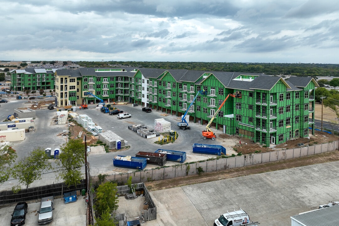 Jefferson Drove in Richland Hills, TX - Building Photo