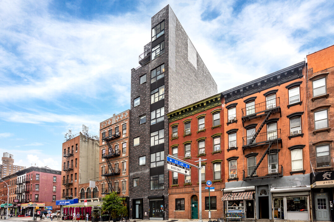 2147 Second Ave in New York, NY - Building Photo