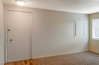 Dell Terrace in Vancouver, WA - Building Photo - Interior Photo