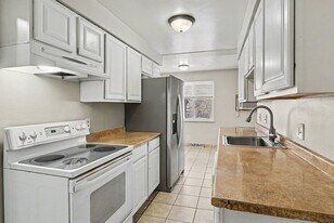 209 S Eliot St in Denver, CO - Building Photo