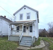 307 Todd St in Aliquippa, PA - Building Photo