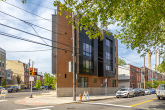 2508-2512 Grays Ferry Ave in Philadelphia, PA - Building Photo - Building Photo