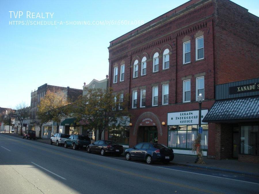 710 Broadway in Lorain, OH - Building Photo