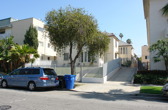 420 S Gramercy Pl in Los Angeles, CA - Building Photo - Building Photo