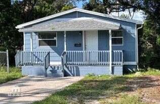 4535 13th Ave S in St. Petersburg, FL - Building Photo