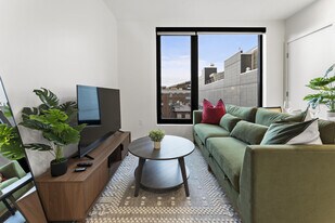 35 W 2nd St, Unit ID1240286P in Boston, MA - Building Photo