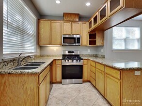 2280 South Dr in Auburn, CA - Building Photo - Building Photo