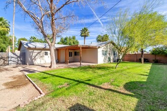 6713 E 6th St in Scottsdale, AZ - Foto de edificio - Building Photo