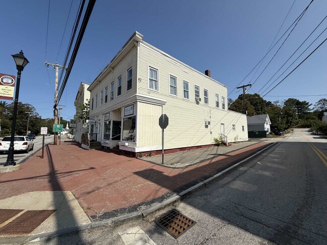 141 Main St in Belmont, NH - Building Photo - Building Photo