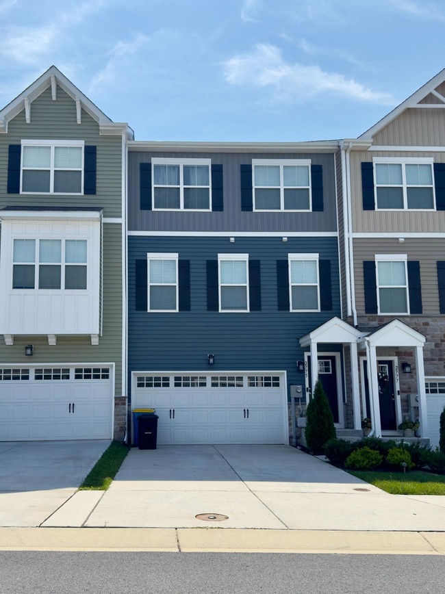 property at 2775 Town View Cir