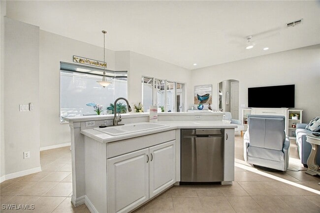 property at 3421 Marbella Ct