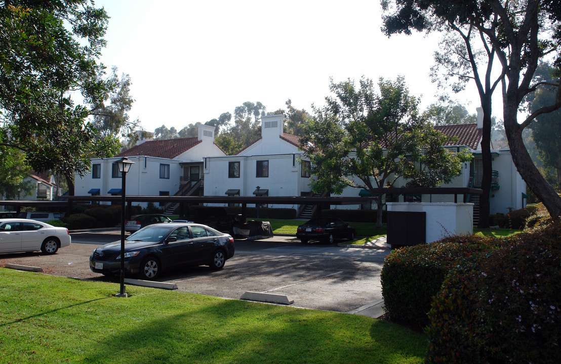 Scripps Westview in San Diego, CA - Foto de edificio