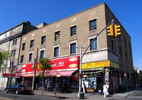 262 Utica Ave in Brooklyn, NY - Building Photo