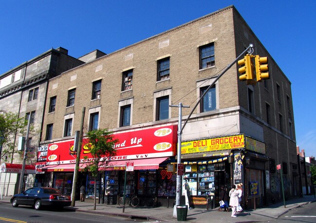 262 Utica Ave
