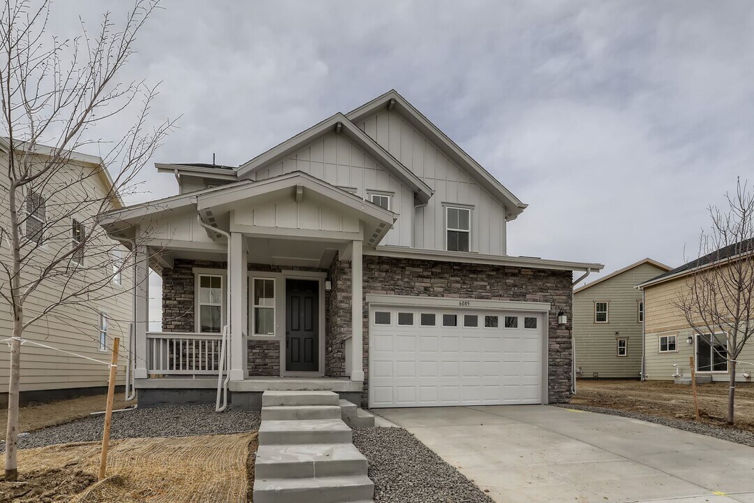 6085 N Malta St in Aurora, CO - Building Photo