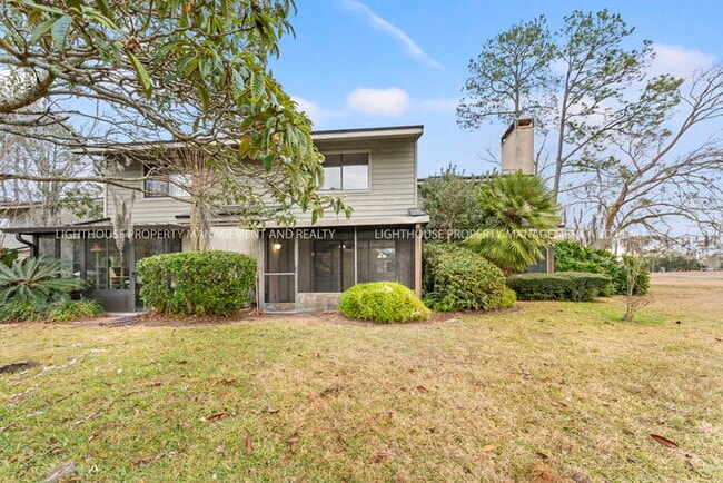 7701 Baymeadows Cir W