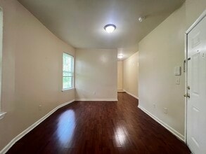 132 Stegman St, Unit 3L in Jersey City, NJ - Building Photo - Building Photo