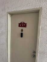 271 Bonnie Blvd, Unit 205 in Palm Springs, FL - Building Photo