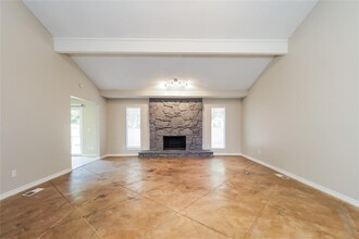 8900 N McMillan Ave in Oklahoma City, OK - Building Photo - Building Photo