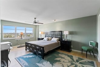 340 Sunset Dr in Fort Lauderdale, FL - Building Photo - Building Photo