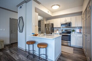 Lakeshore at Preston in Plano, TX - Building Photo