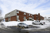 68 Summer Ave in Stoughton, MA - Foto de edificio - Building Photo