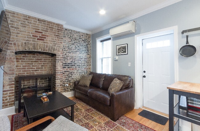 632 Constitution Ave NE, Unit 1