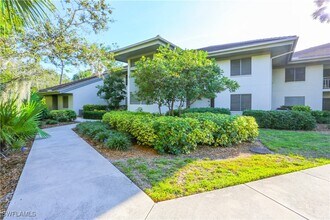 3611 Wild Pines Dr in Bonita Springs, FL - Building Photo - Building Photo
